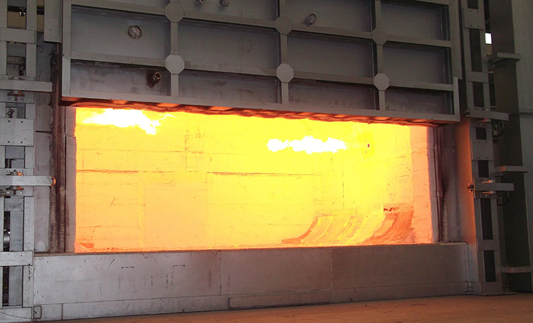 リジェネレーティブバーナ搭載型鍛造加熱炉